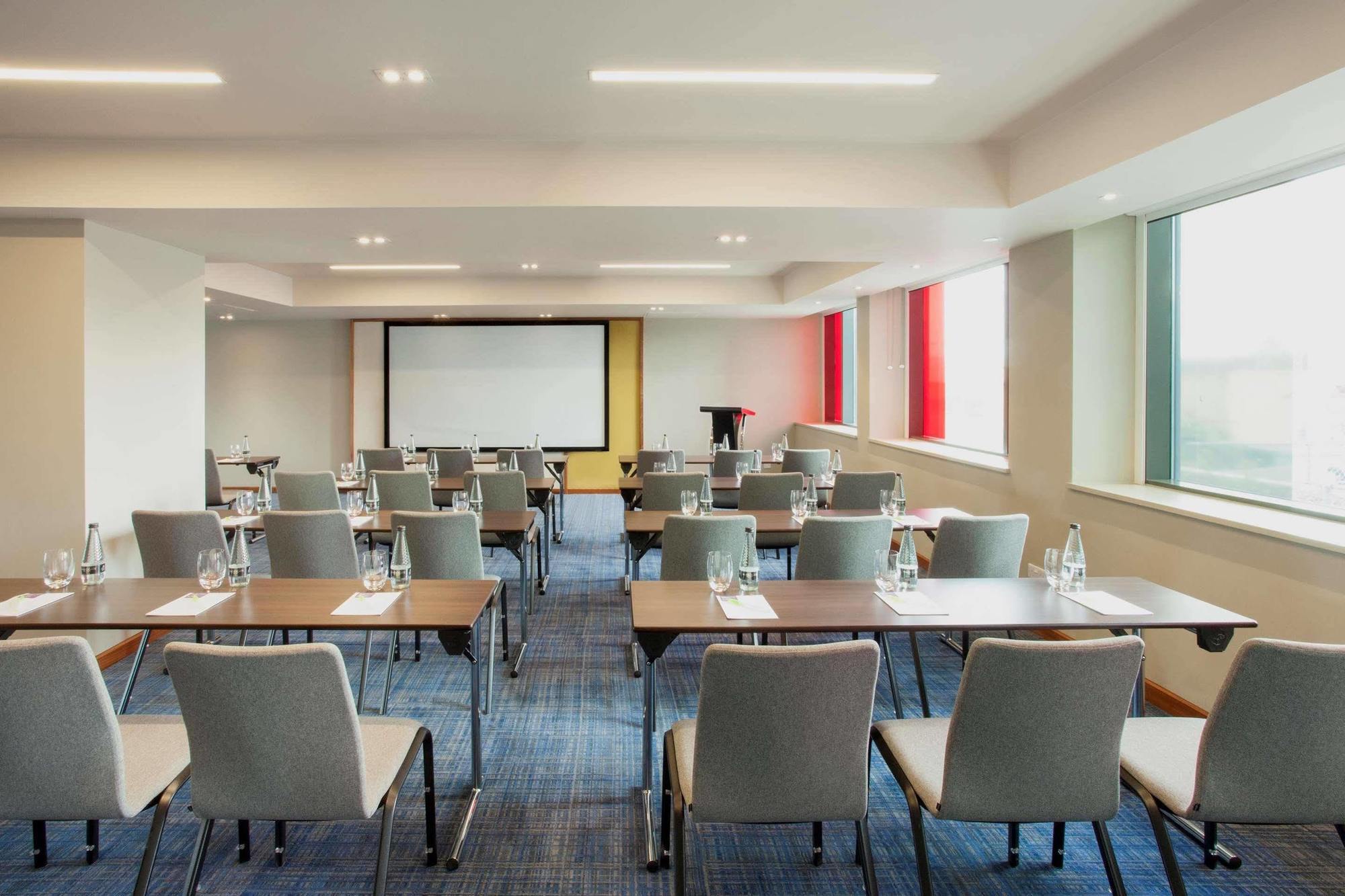 Hyatt Place West London 4* Hayes (Greater London)